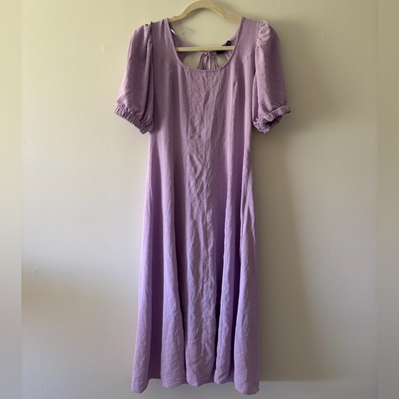 Vero Moda Dresses & Skirts - Vero Moda Lavender Puff-Sleeve Maxi Dress